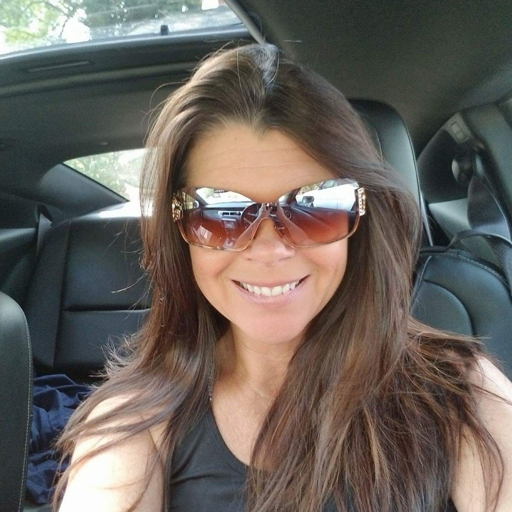 Meet your Posher, Stacy